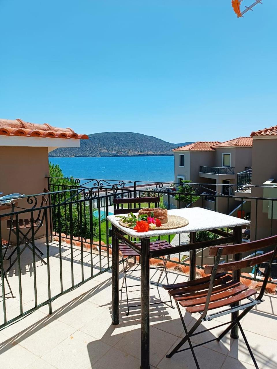 Ariadnes Holiday Accommodation Apidias Lakos Екстер'єр фото