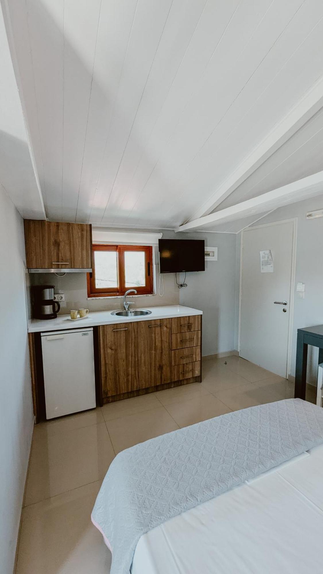 Ariadnes Holiday Accommodation Apidias Lakos Екстер'єр фото